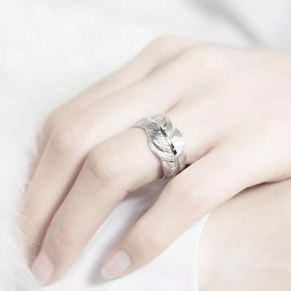 “Adrift” Minimalist Boho Feather Adjustable Ring - Picture 6 of 9